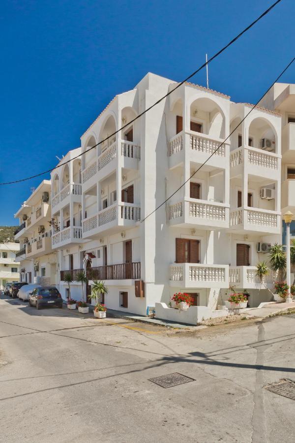 Sea Stone Apartments 卡尔帕索斯 外观 照片